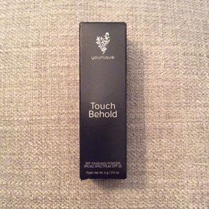 Touch Behold Finishing Powder